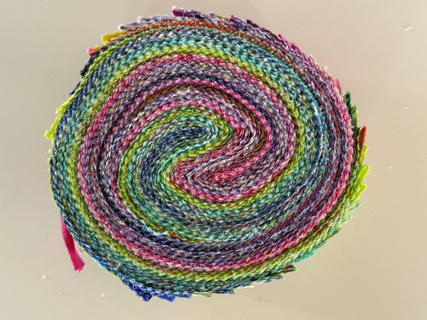Floral Reef Jelly Roll 2,5 Inch Streifen a 110 cm Länge Tula Pink Ink 40 Stück 100% Cotton Baumwolle