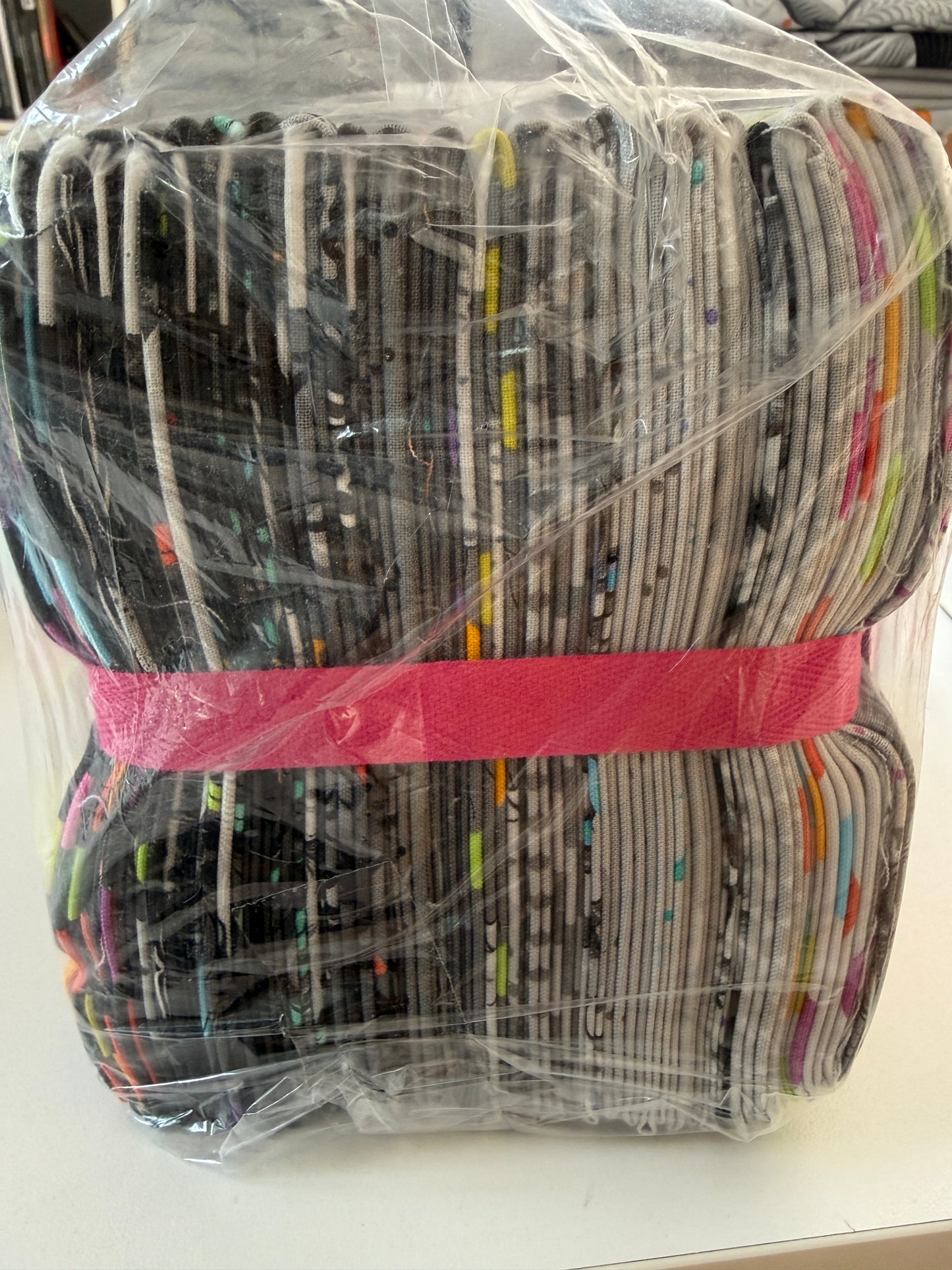 Fat Quarter Paket "Graywork" - Tula Pink - FreeSpirit - 24-teilig