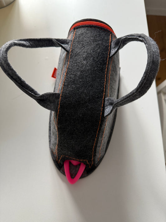 Hülle für oliso Mini Bügeleisen aus Polyester Filz grau von oliso