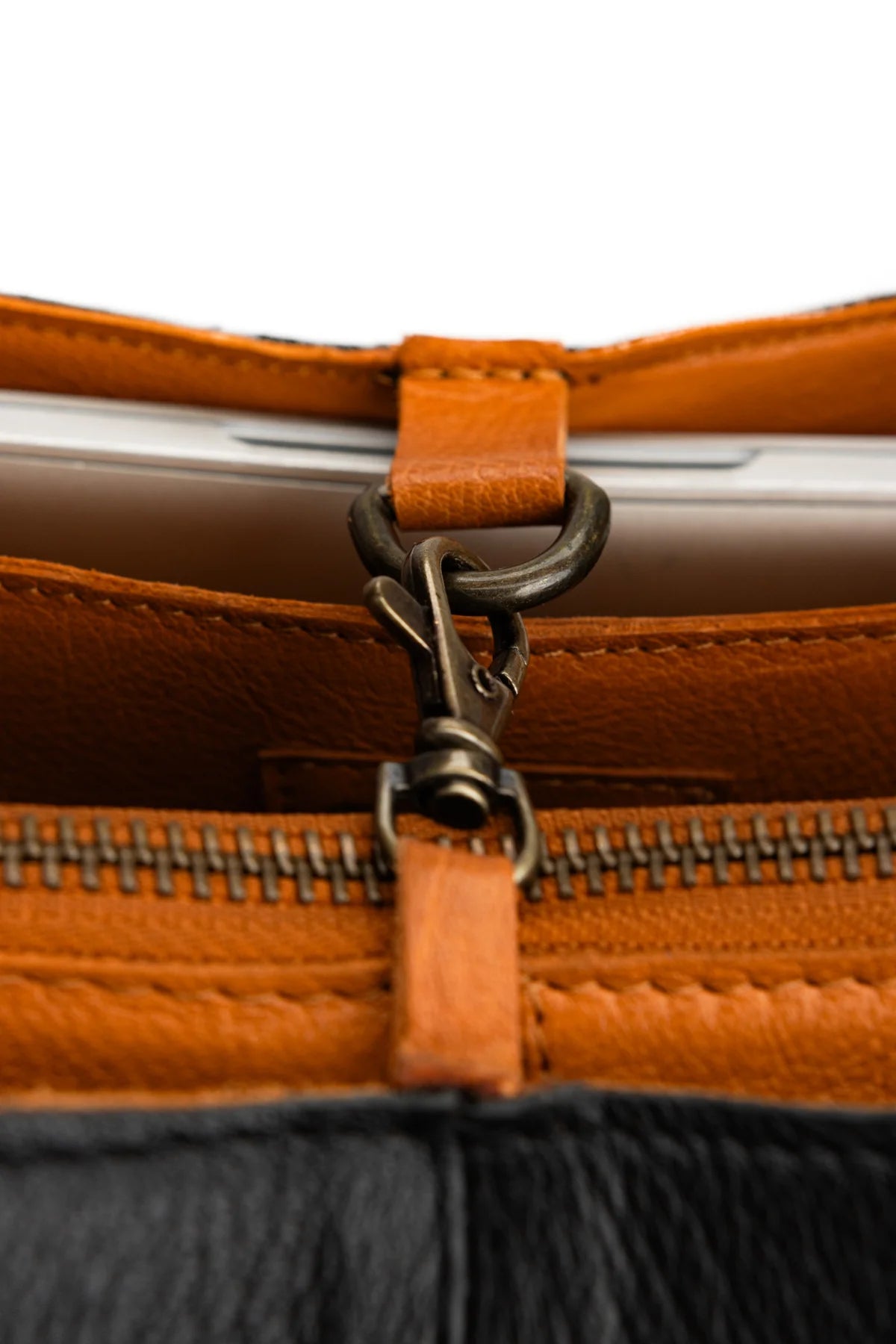 Muud Tasche "Jade" in schwarz - Stricken - Häkeln Projekttasche Laptop