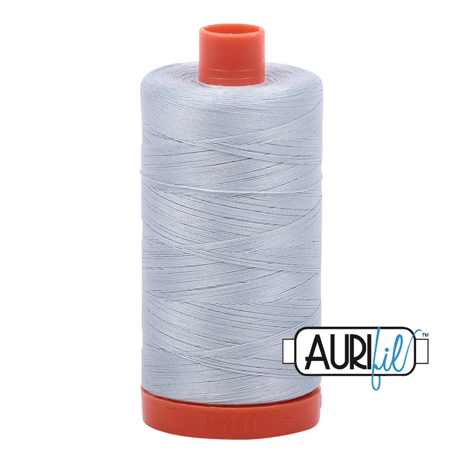 Aurifil - 50 WT - 1300 Meter Spulen verschieden Farben