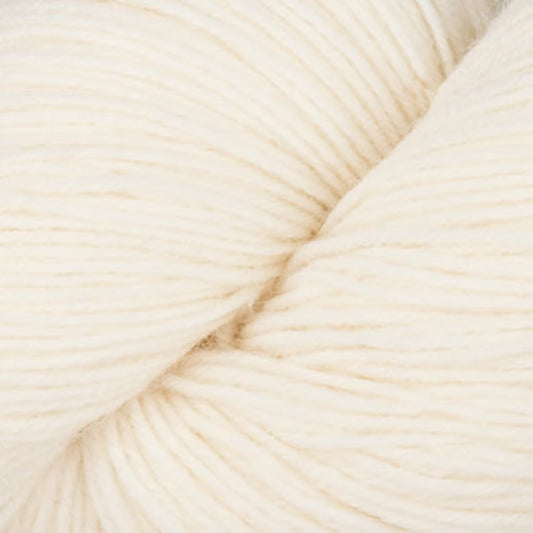 Schachenmayr REGIA 4-fädig – Garn zum Selberfärben Deine Farbe. Dein Garn. Dein Unikat.