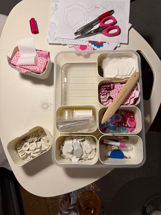 EPP-Box mit 8 herausnehmbaren Einsätzen und komplett abnehmbaren Deckel