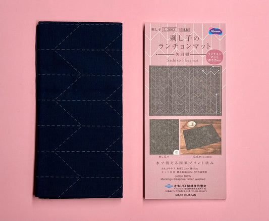 Sashiko Stoff vorgedruckt blau L-1002  31x45cm Tischset ohne Garn auswaschbar Anleitung