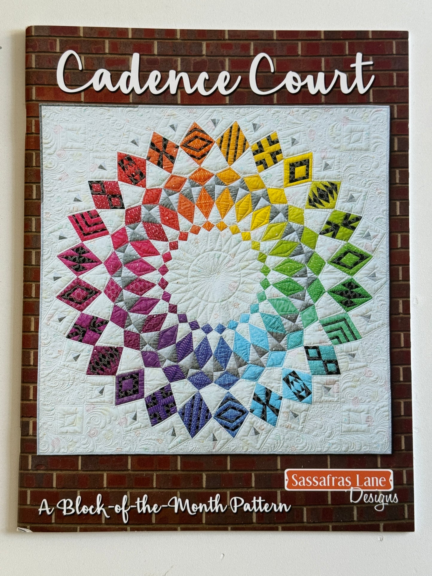 Anleitungsheft Quilt Cadence Court von Sassafras Lane Designs FPP in Kreisform