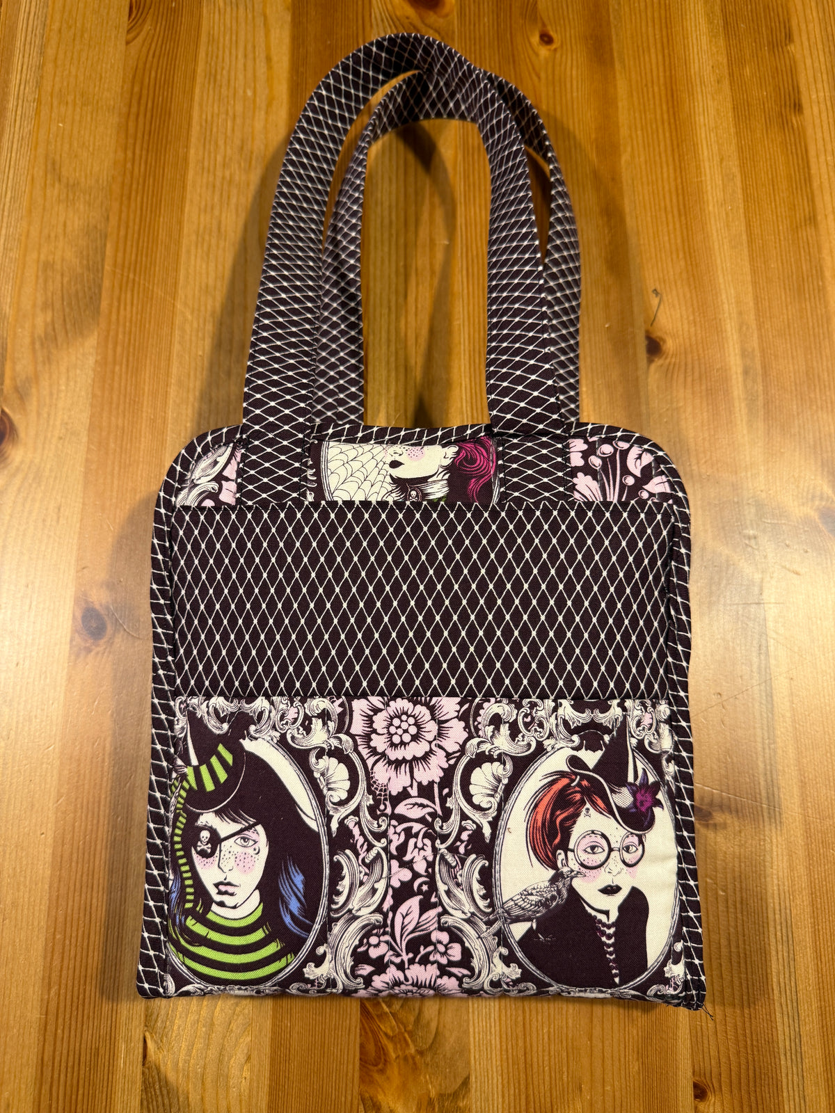 Applique to Go - by Annie - Tasche ideal zum Transport von Nähgarn und Nadeln EPP Applique