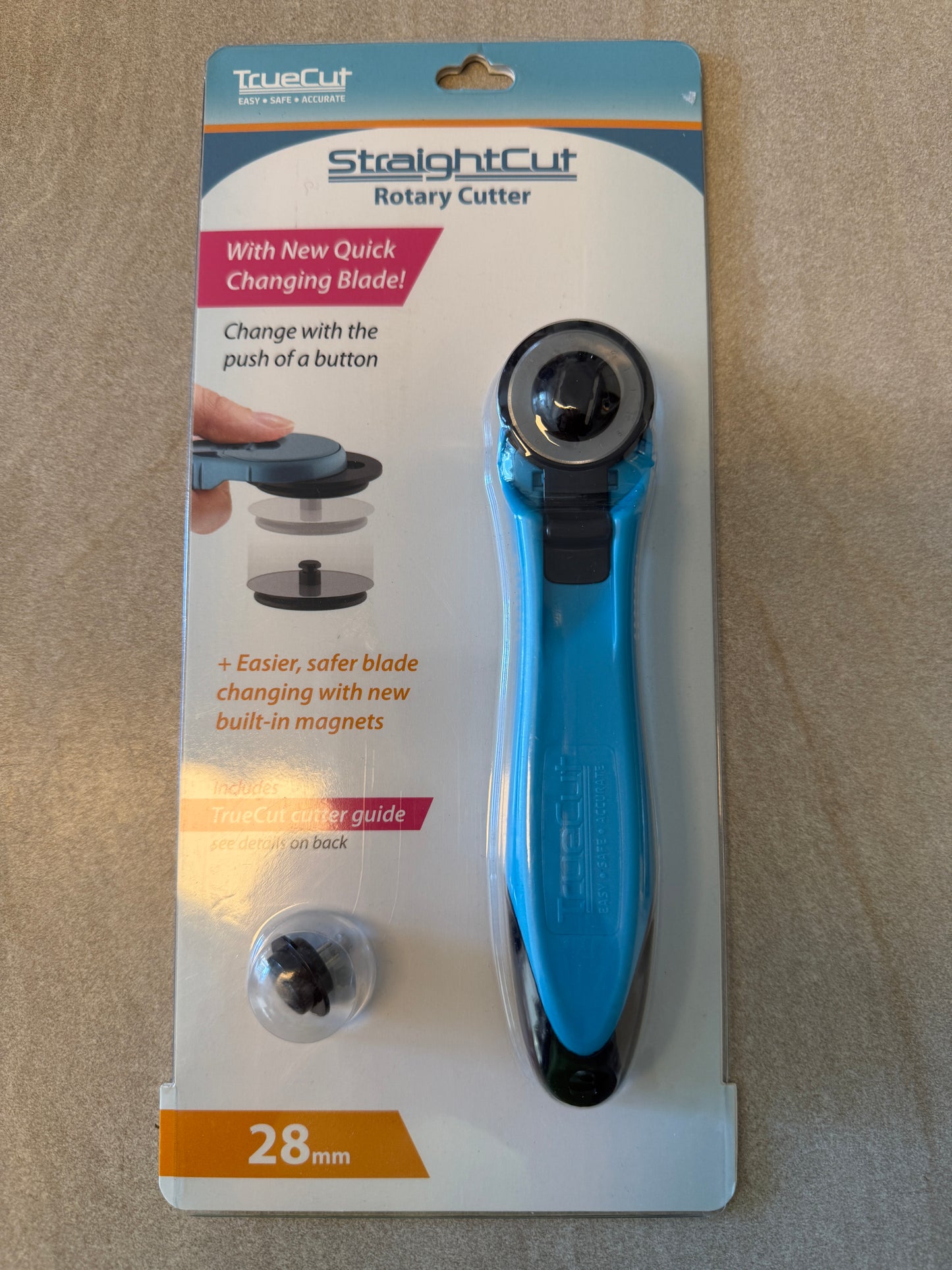 TruCut Rollschneider gerader Griff StraightCut magnetischer Wechsel Neu