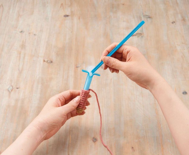 Clover Ausstopfwerkzeug - Stuffing Tool groß oder klein Neuheit Amigurumi
