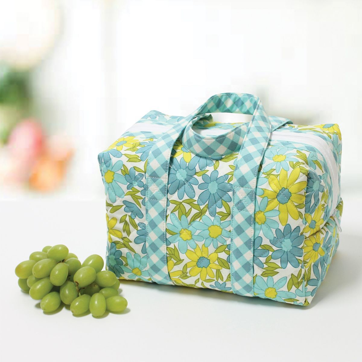 June Tailor Zippity-Do-Done Lunchbox Tote Nähset, inkl. Isomaterial als Kühltasche – Weiß